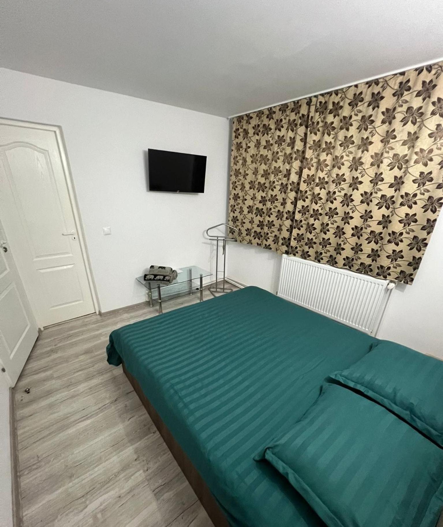 Garsoniera Casa Dragoeni, Targu Jiu Apartment Exterior foto